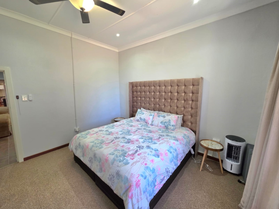 8 Bedroom Property for Sale in Bethlehem Rural Free State